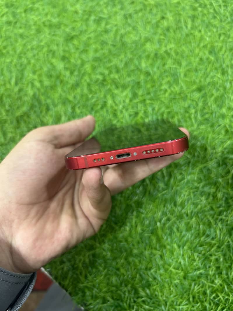Apple iPhone 13 3
