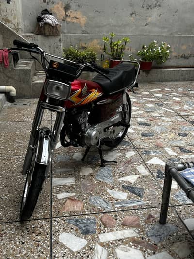 Honda 125 Advance 21 model for sale