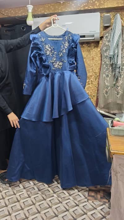 5 dresses for sale new hen bilkul