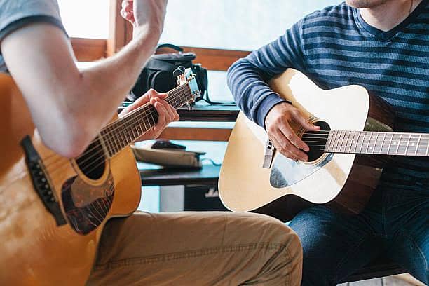 GUITAR TUTORIALS 0