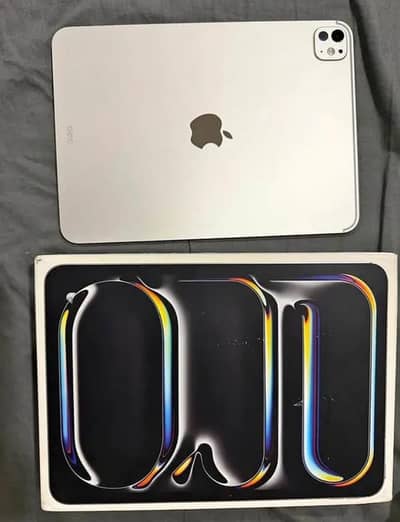 Apple iPad pro M5 complete my WhatsApp No O3=24=16=54^514