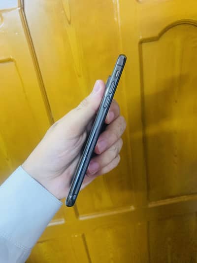 Apple iPhone XS