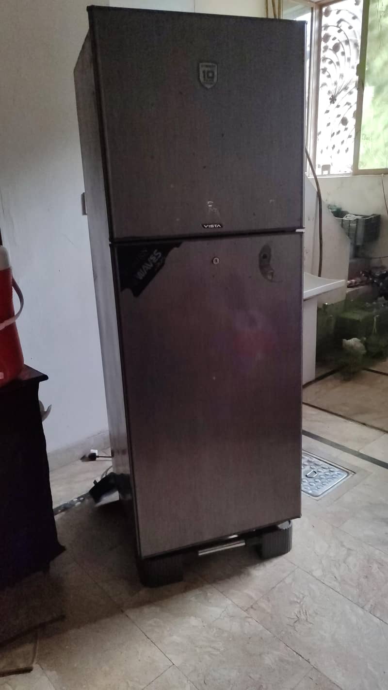 waves Refrigerator Super Condition 6