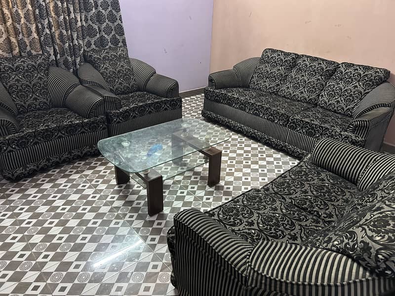 Sofa set 0