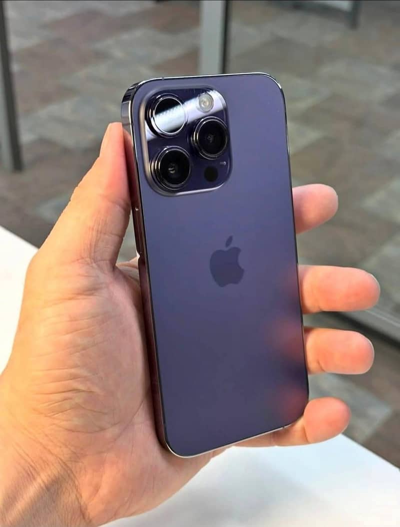 Apple iPhone 14 Pro 0