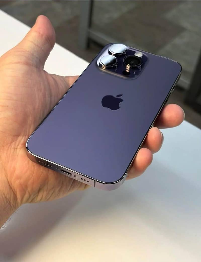 Apple iPhone 14 Pro 1