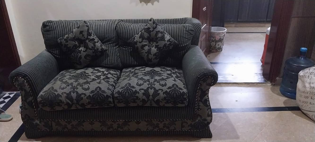 3 + 2 sofa 0