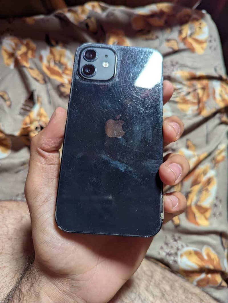 Apple iPhone 12 2