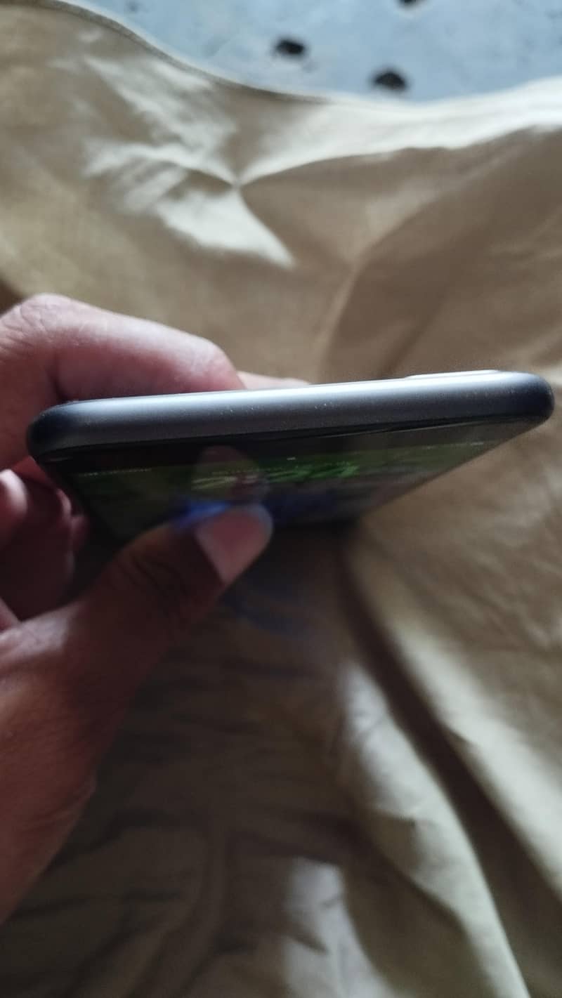 Apple iPhone 8 Plus 0