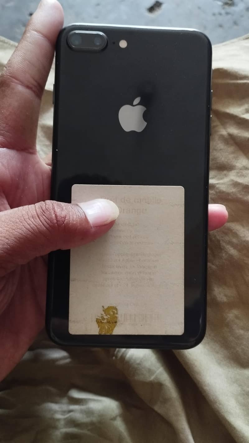 Apple iPhone 8 Plus 5