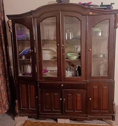 showcase in normal condition.