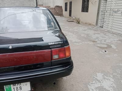 Daihatsu Charade Sedan 1989