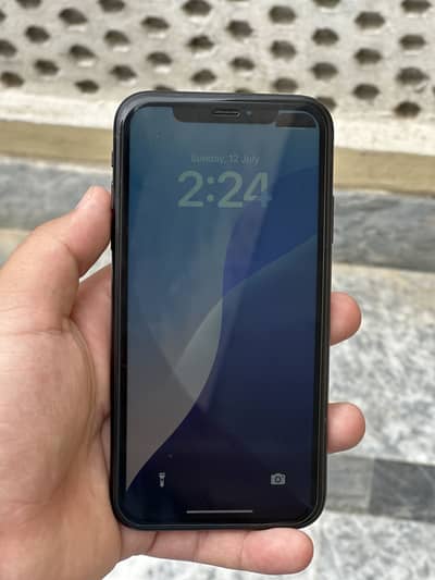 Apple iPhone XR