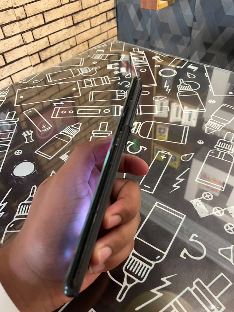 One Plus 10 Pro 3