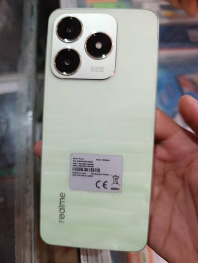 Realme C63