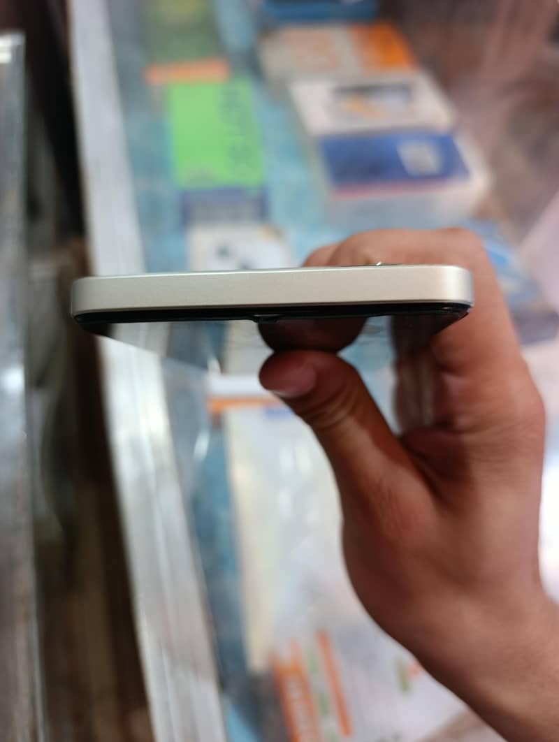 Realme C63 3