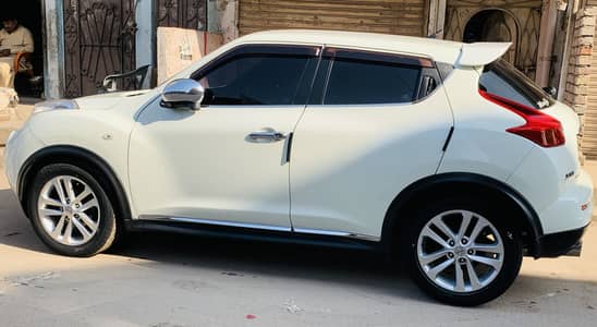 Nissan Juke 15RX Urban Selection