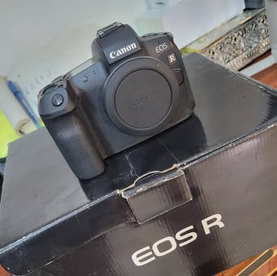 Canon EOS R (10/10) Complete box