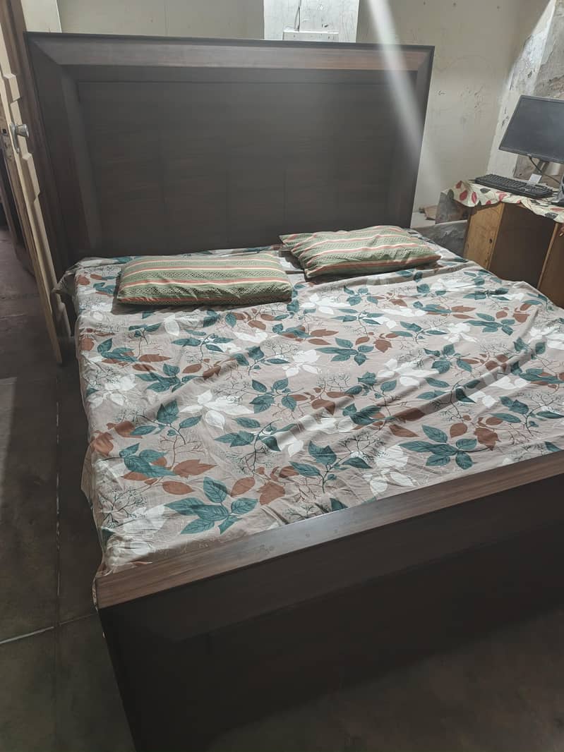 King Size Bed 1