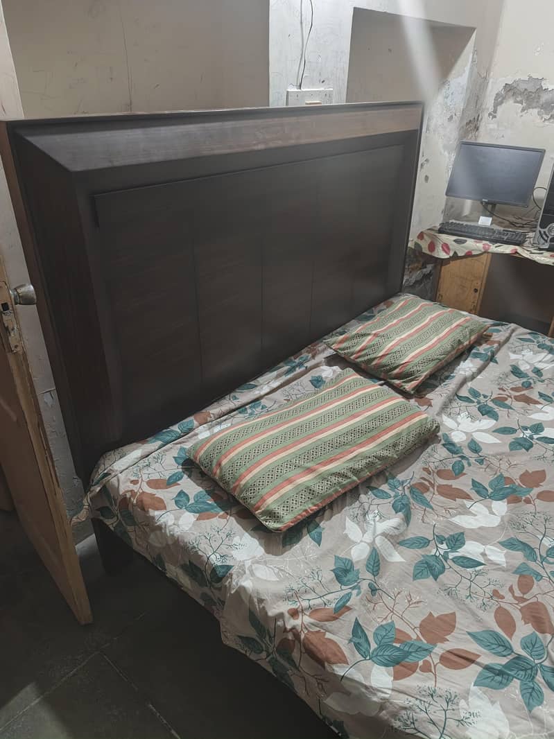 King Size Bed 2