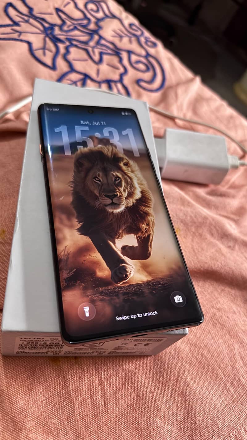 Tecno CAMON 40 Pro 2