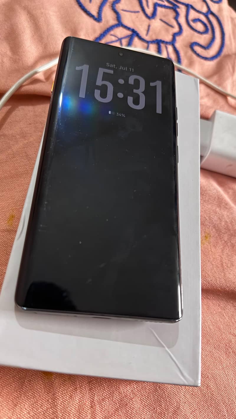 Tecno CAMON 40 Pro 3