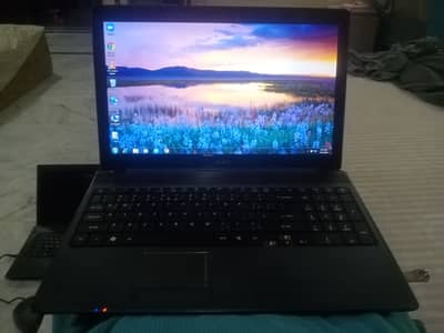 Acer laptop in good condition for sale