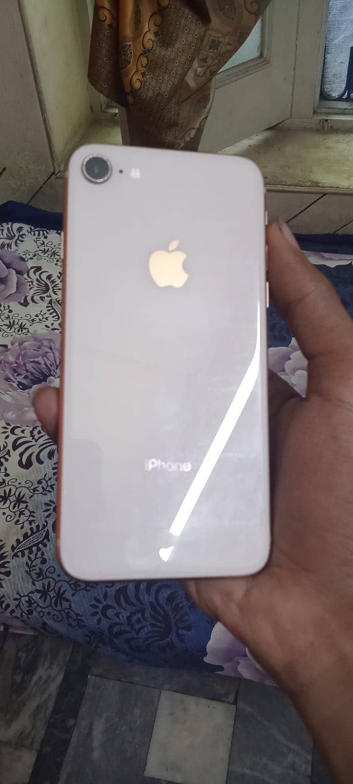 Apple iPhone 8 0