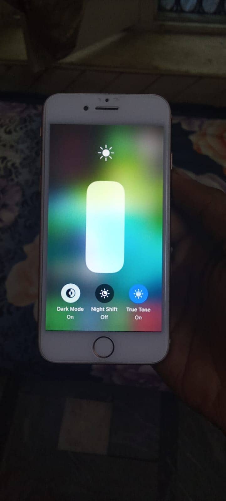 Apple iPhone 8 3