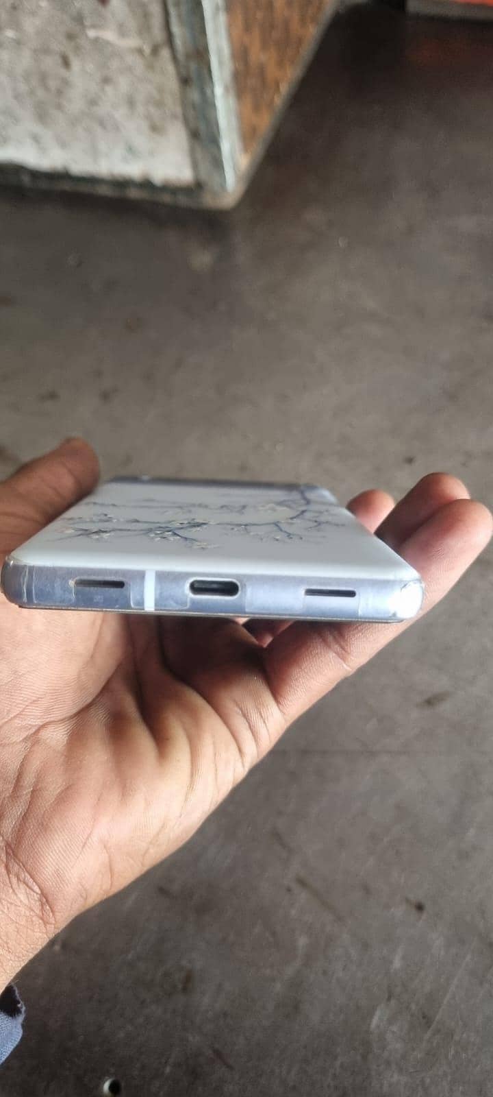 Google Pixel 7a 4