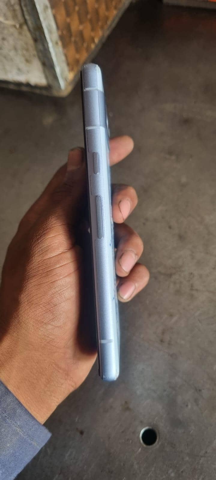 Google Pixel 7a 5