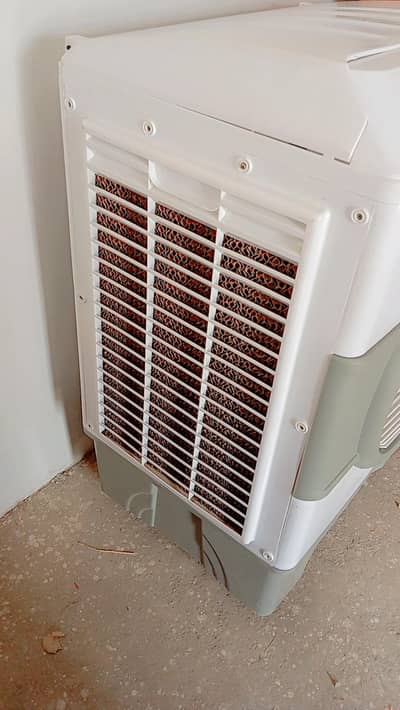 G. F. C Ka air cooler ha 4 days use ha