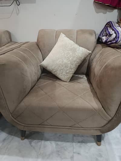 2 Single Seater Sofa Chairs – For Sale