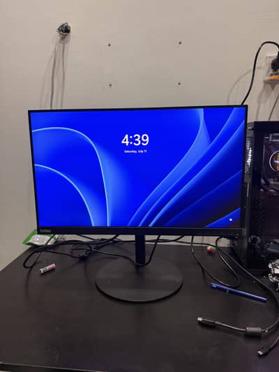 Monitor LCD 24inch size LED Border Less Slim HD