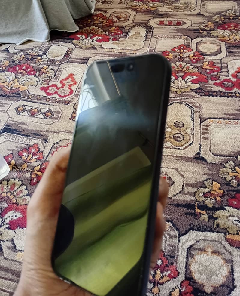 Apple iPhone 15 3
