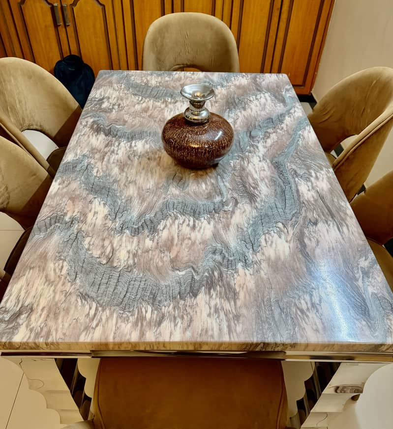 Dining Table 6 seater 1