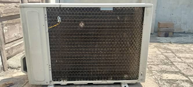 Kenwood KEE 1227S 1 TON Inverter AC