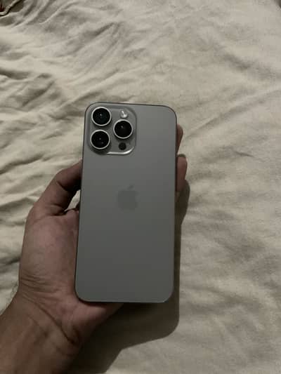 iPhone 15 Pro Max