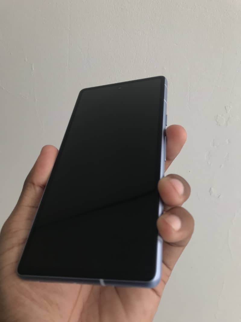 Google Pixel 7a 2