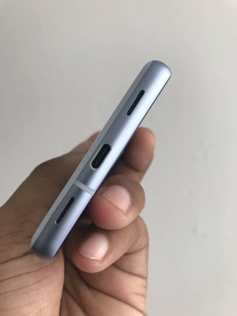 Google Pixel 7a 4