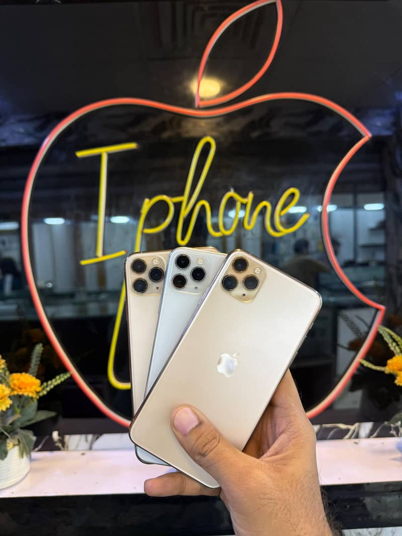 Apple iPhone 11 Pro Max 0