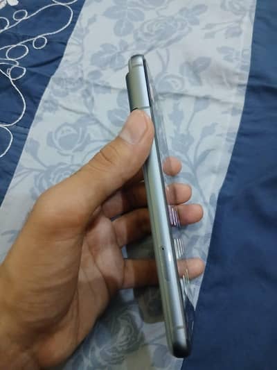 Google Pixel 8