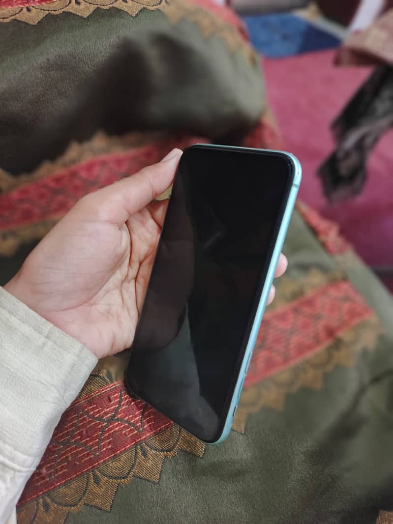 Apple iPhone 11 2