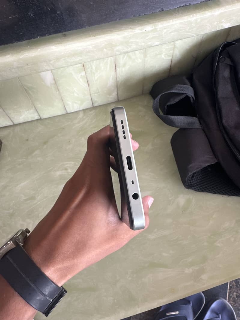 Realme Note 60x 4