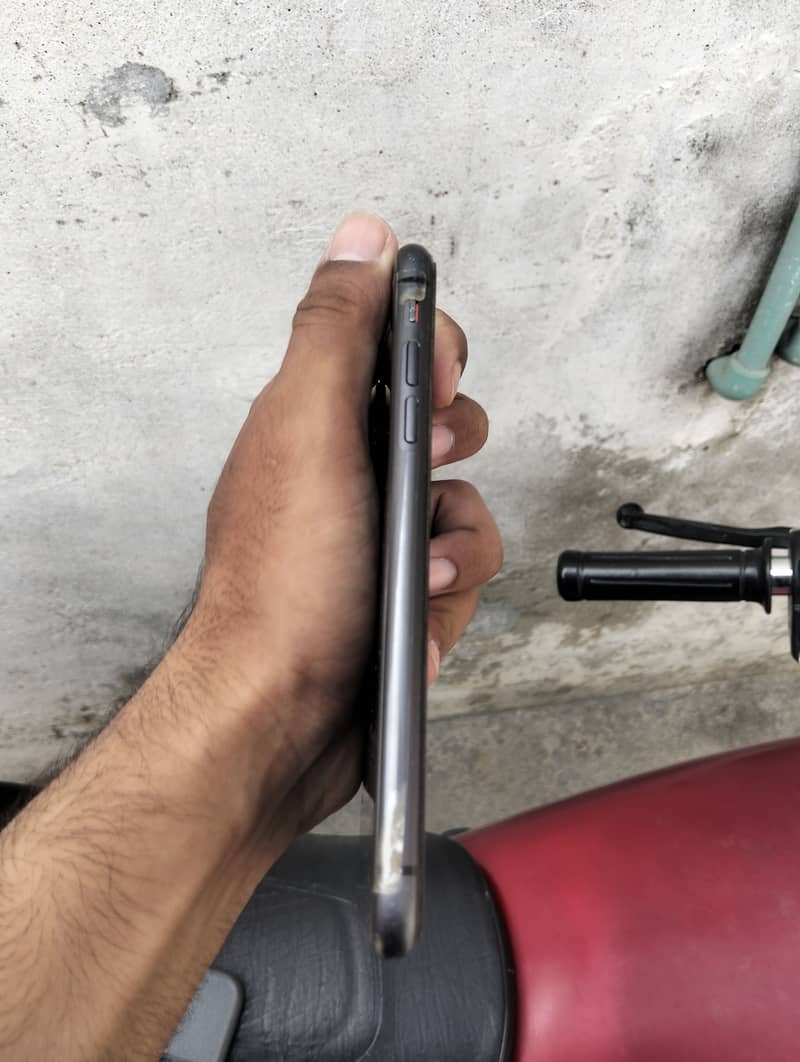 Apple iPhone 11 5