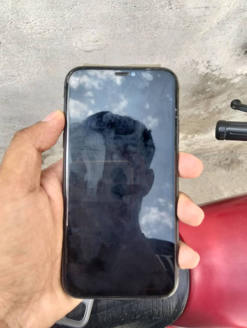 Apple iPhone 11 8