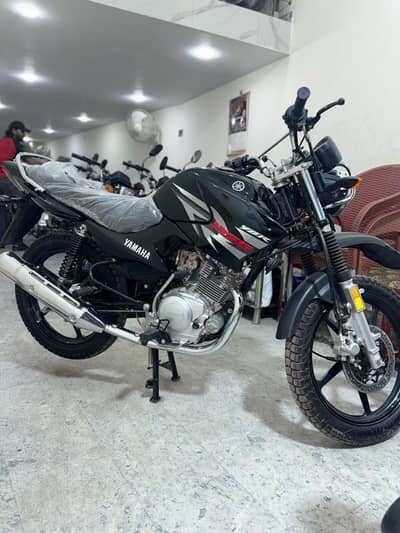 YAMAHA YBRG125  JAPANESE  MODEL TOTAL GENUINE ONLY 39 KM USED
