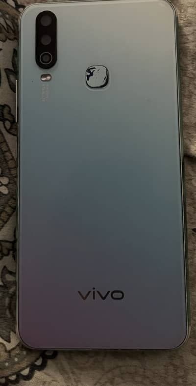 Vivo Y17