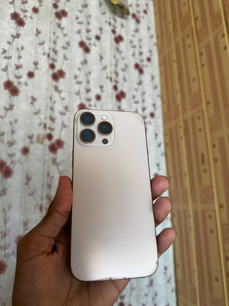 Iphone 16 pro max 0