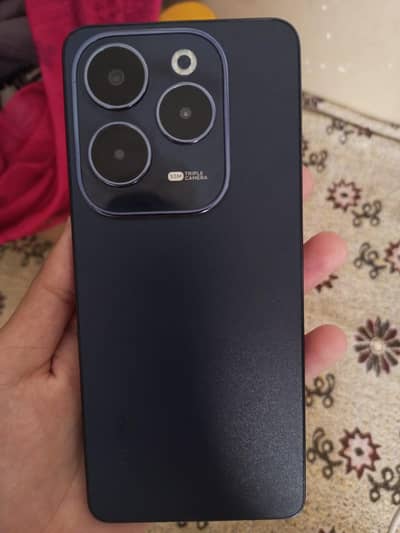 Infinix Hot 40